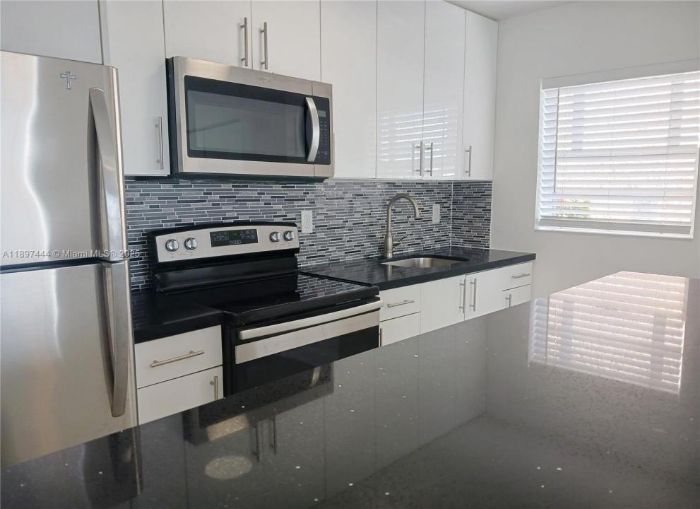 4109 N Ocean Dr 7, Lauderdale By The Sea, Florida 33308