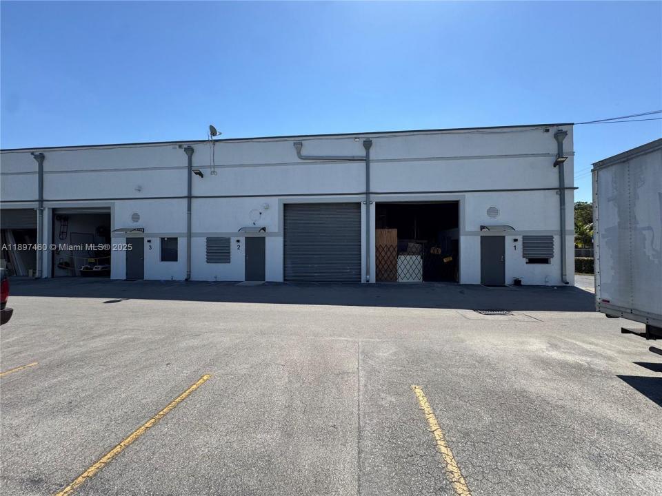 12101 NW 98th Ave 3, Hialeah Gardens, Florida 33018, Estados Unidos