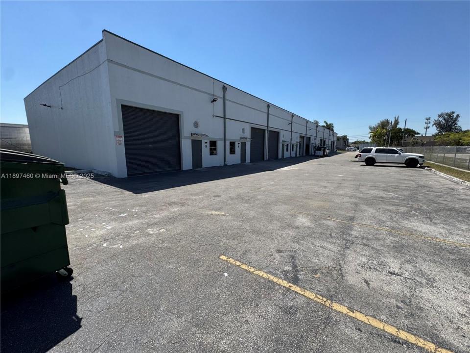 12101 NW 98th Ave 3, Hialeah Gardens, Florida 33018, Estados Unidos