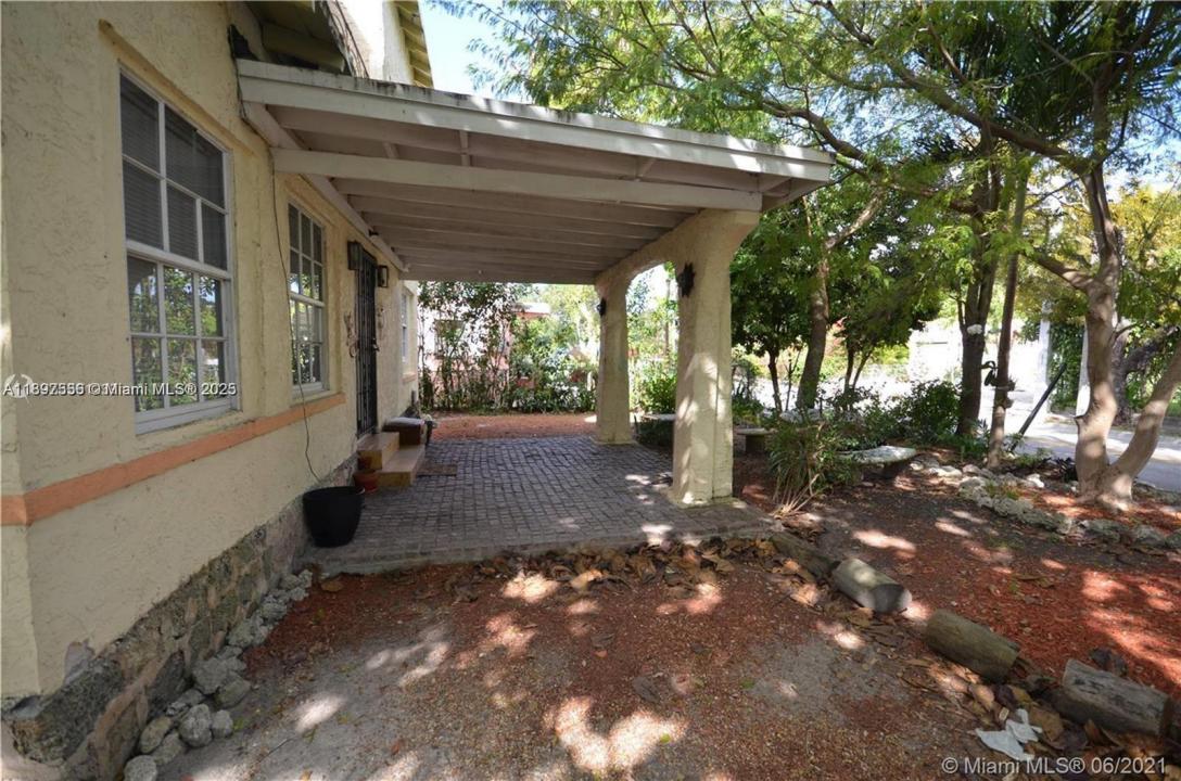 6322 NE 5th Ave, Miami, 플로리다 33138, 미국