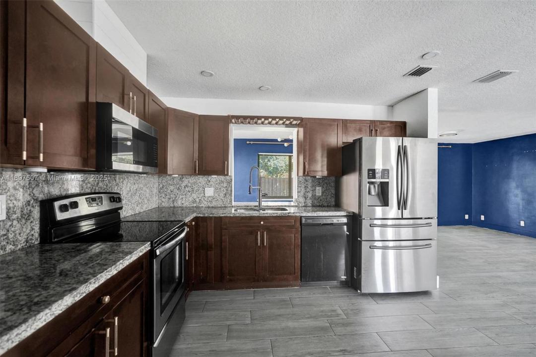 8105 SW 19th St, North Lauderdale, Flórida 33068, Estados Unidos