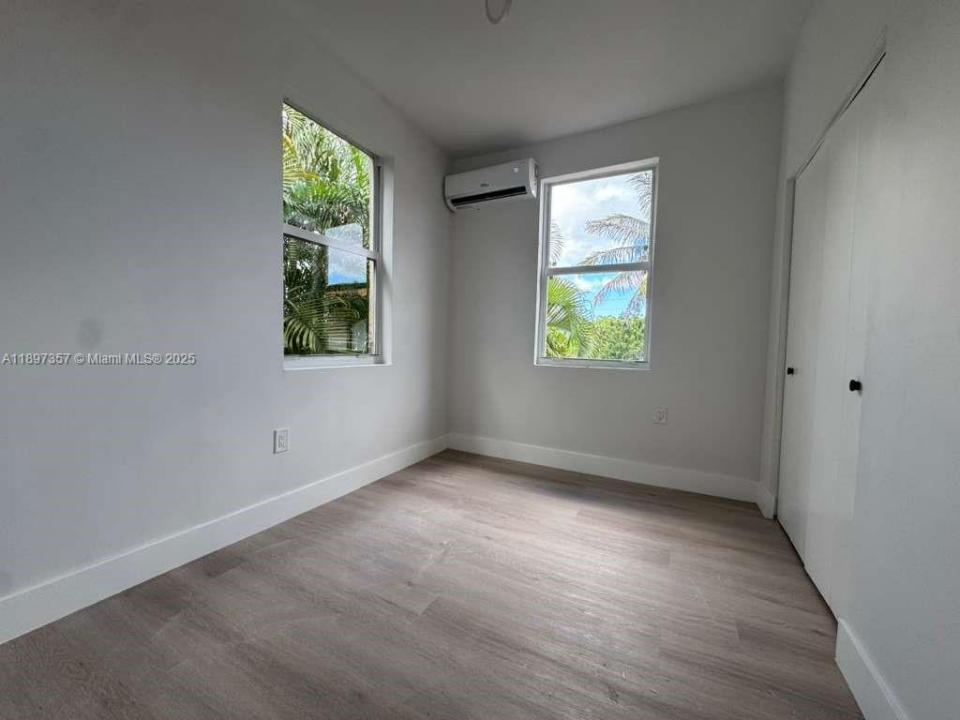 2425 SW 6th St 5A, Miami, Flórida 33135, Estados Unidos