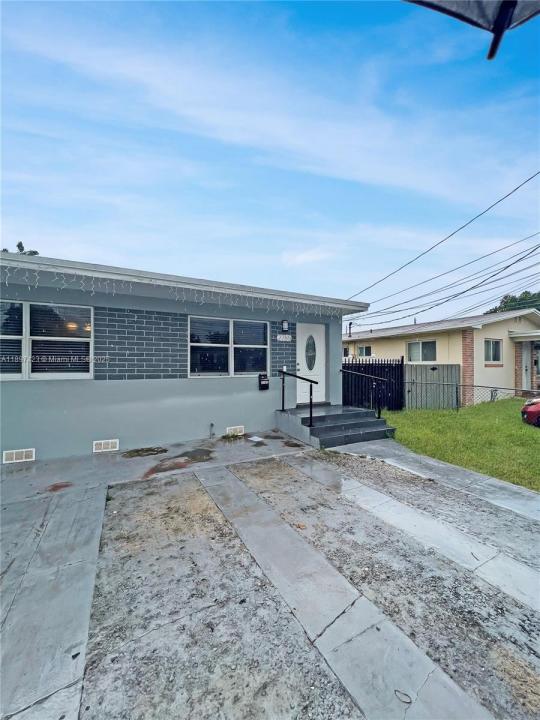2783 - 2785 SW 33rd Ct, Miami, Флорида 33133, Соединенные Штаты