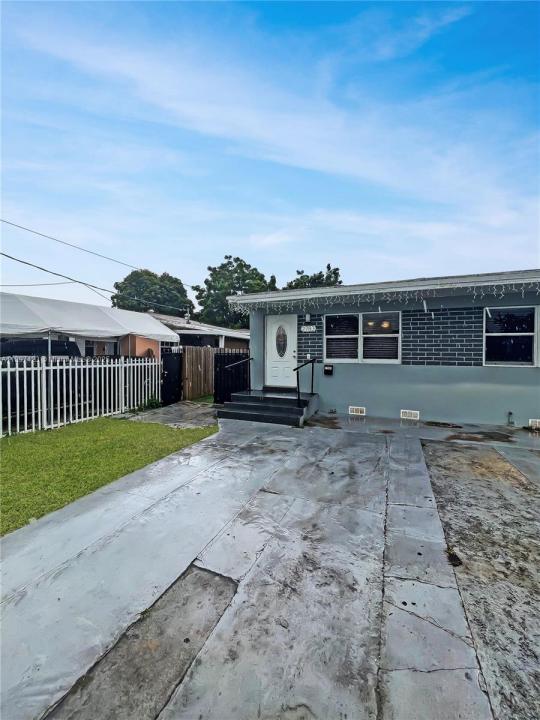 2783 - 2785 SW 33rd Ct, Miami, Флорида 33133, Соединенные Штаты