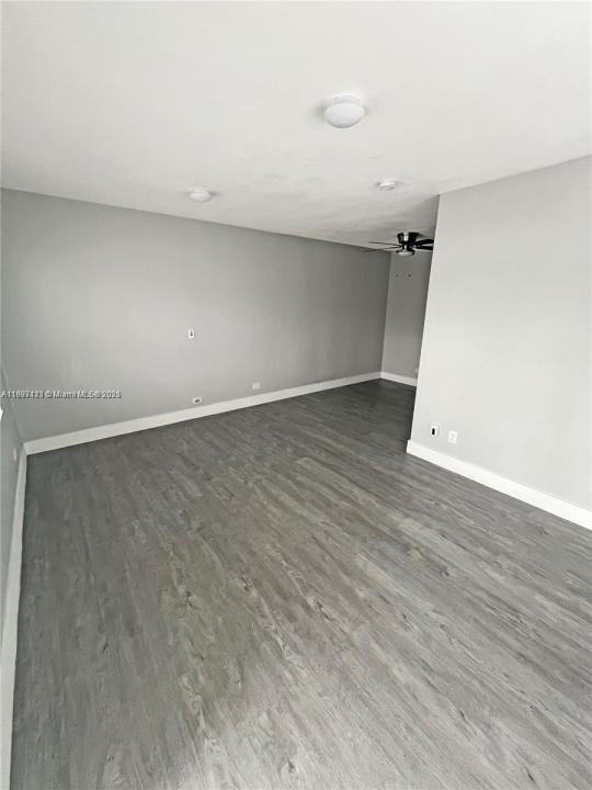 2783 - 2785 SW 33rd Ct, Miami, Флорида 33133, Соединенные Штаты