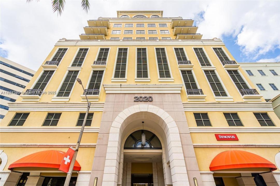 2020 Ponce De Leon Blvd 1007, Coral Gables, Florida 33134