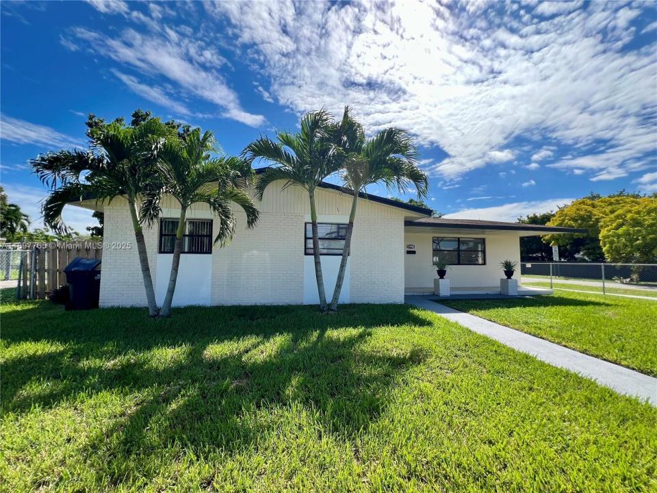 11950 SW 199th St 1, Miami, Florida 33177, Estados Unidos