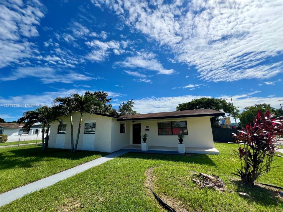 11950 SW 199th St 1, Miami, Florida 33177, Estados Unidos