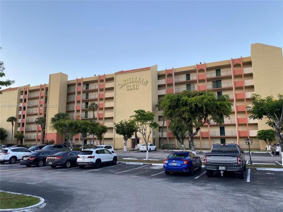 9455 W Flagler St C308, Miami, Florida 33174, Estados Unidos