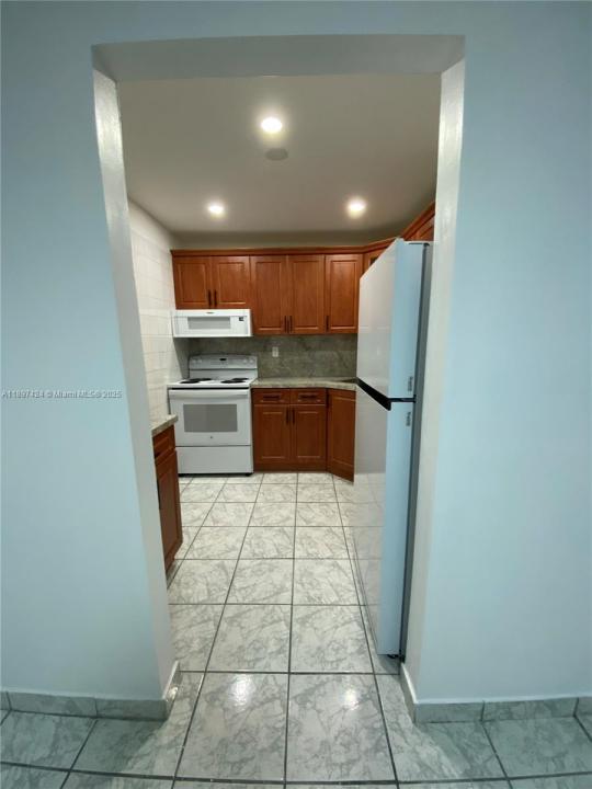 9455 W Flagler St C308, Miami, Florida 33174, Estados Unidos