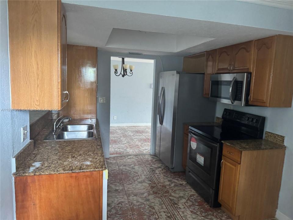 3491 NW 33rd Ct 0, Lauderdale Lakes, Florida 33309