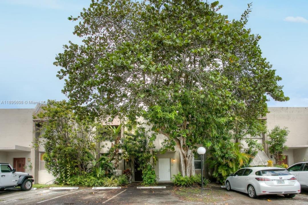 14329 Memorial Hwy 7-K, Miami, Flórida 33161, Estados Unidos