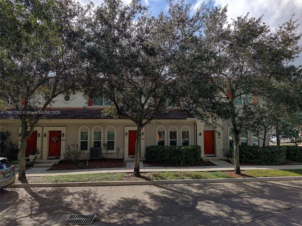 2308 SW 100th Ter, Miramar, Florida 33025, Estados Unidos