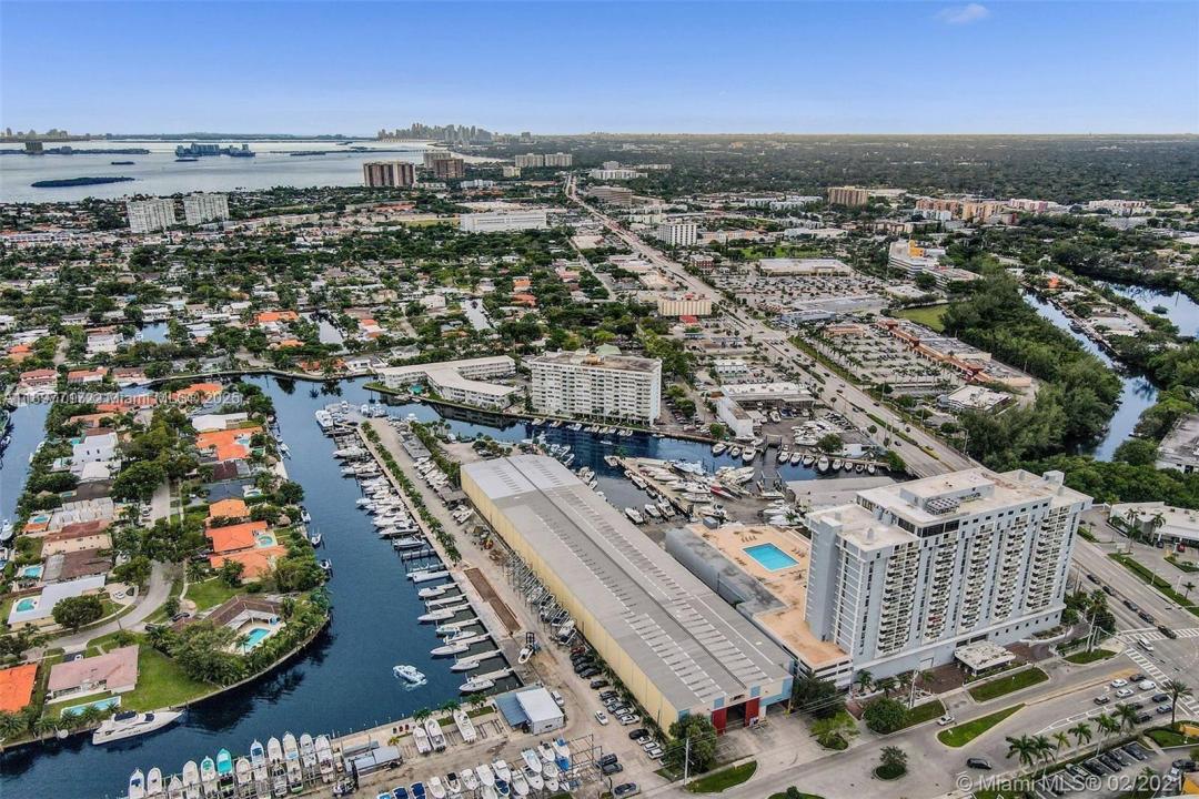 13499 Biscayne Blvd 811, North Miami, Floride 33181, États-Unis