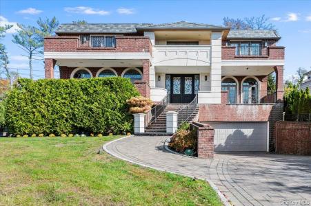 25 Edgewater Lane, North Hempstead, ニューヨーク 11023, アメリカ合衆国