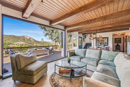 E Carlisle Road, Thousand Oaks, カリフォルニア 91361, アメリカ合衆国