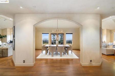 Virgo Rd, Oakland, Kaliforniya 94611, Amerika Birleşik Devletleri