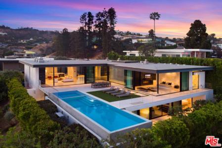 Blue Jay Way, Los Angeles, كاليفورنيا 90069, الولايات المتحدة