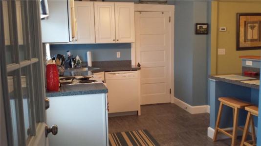6 Warner Place 2, Newport, Rhode Island 02840, USA