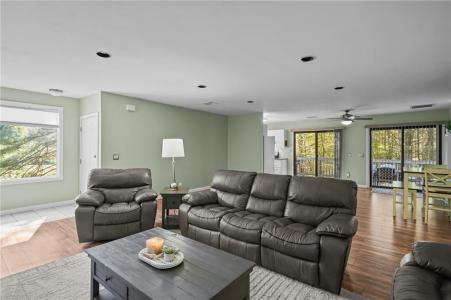 774 Cooper Road, Glocester, Rhode Island 02814, Estados Unidos