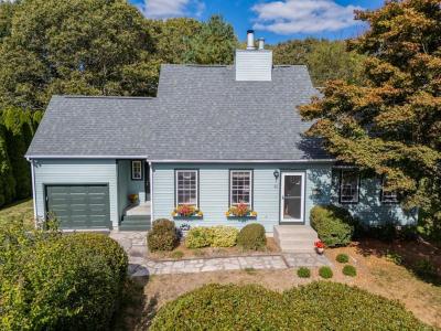 82 Foster Sheldon Road, South Kingstown, RI 02879, USA