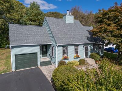 82 Foster Sheldon Road, South Kingstown, Rhode Island 02879, USA
