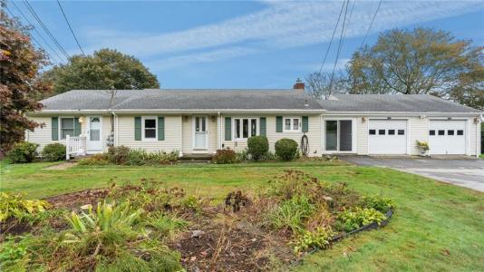 1533 East Main Road, Portsmouth, RI 02871, USA