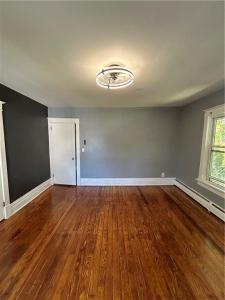 10 Phenix Avenue 2, West Warwick, Rhode Island 02893, Stati Uniti