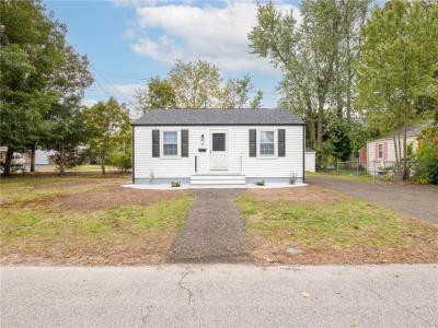40 Easton Avenue, Warwick, RI 02888, USA