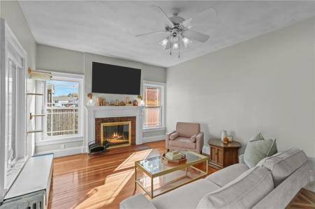 293 Parkside Drive, Варвик, Род Айленд 02888, Соединенные Штаты
