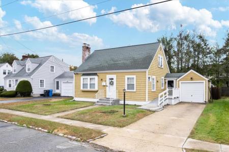 22 Community Drive, Cranston, RI 02905, USA