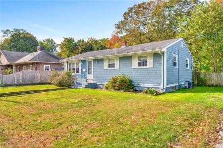 145 Burbank Drive, Warwick, Rhode Island 02886, États-Unis