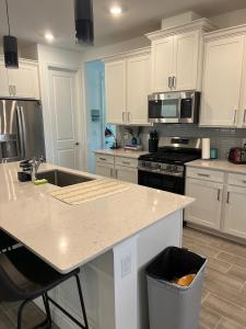 1525 Stockbridge Street, Loxahatchee, Florida 33470