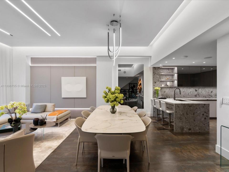 3501 N Ocean Dr V5, Hollywood, Florida 33019