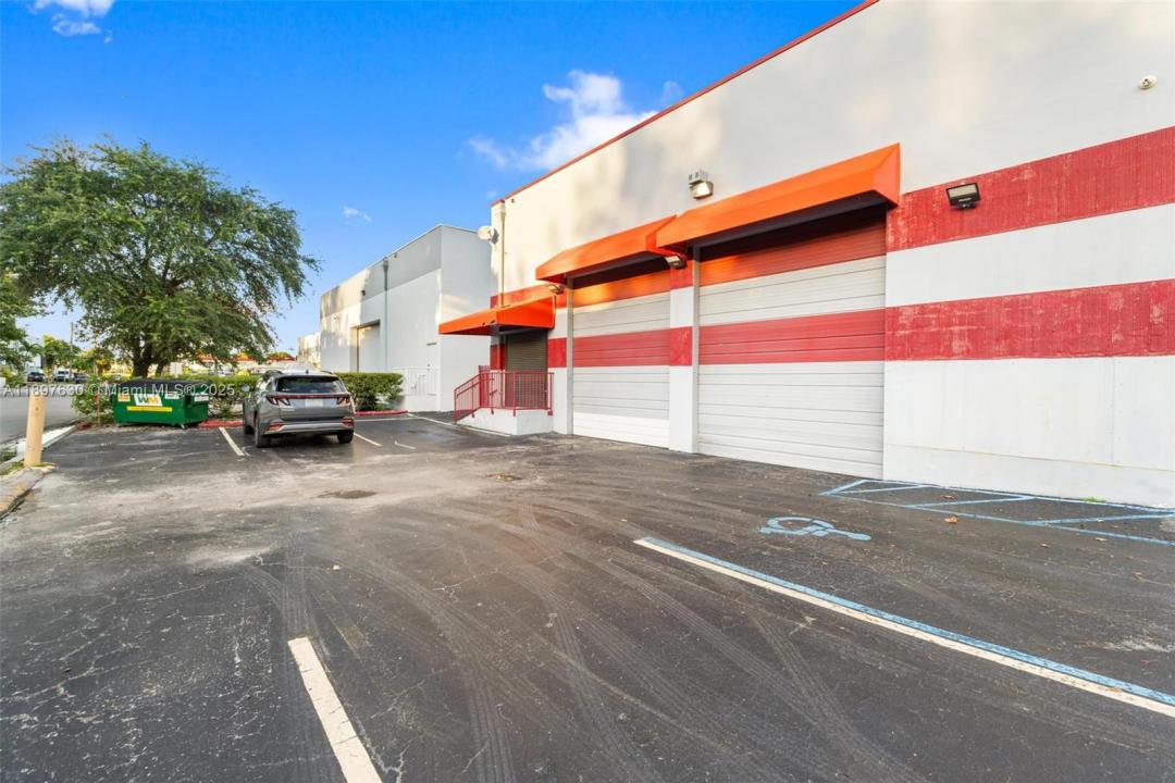 Doral, Florida 33172