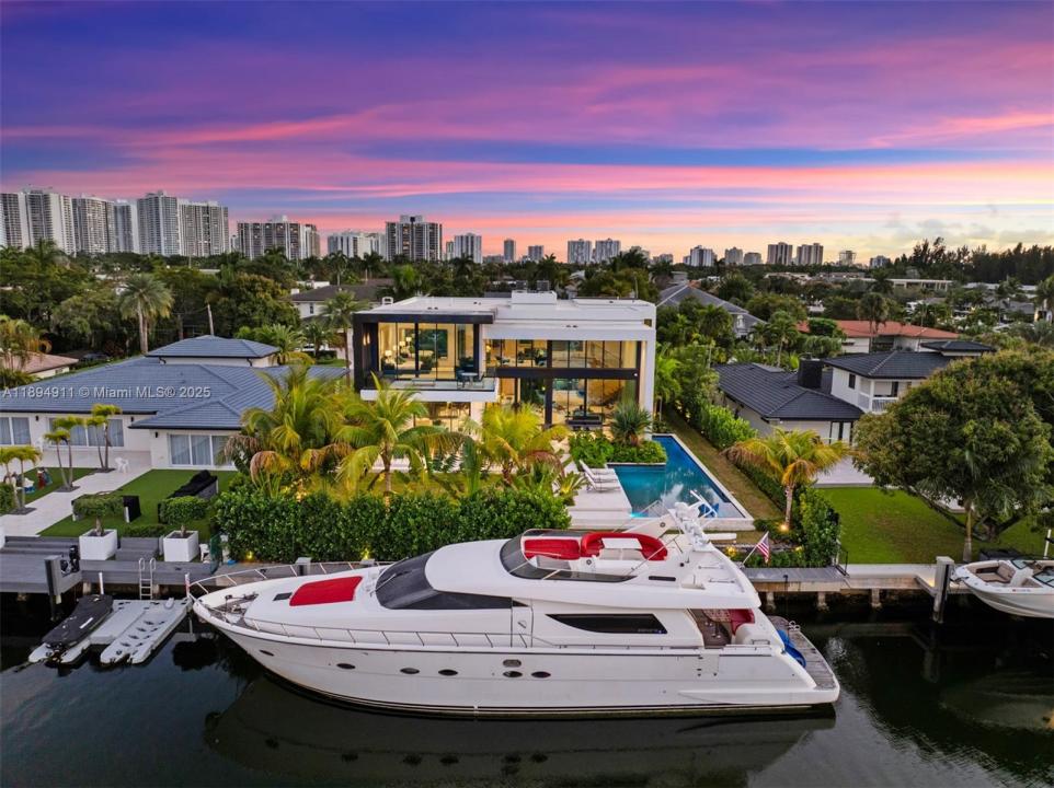 478 Tamarind Dr, Hallandale Beach, Flórida 33009, Estados Unidos