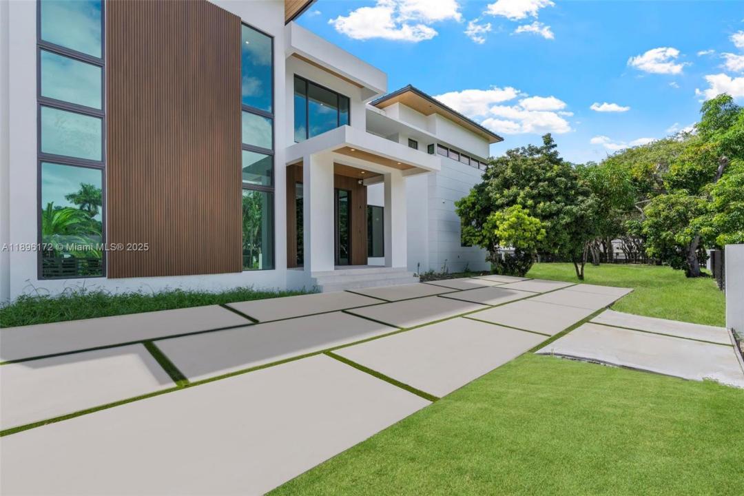 14020 Old Cutler Rd, Palmetto Bay, Florida 33158