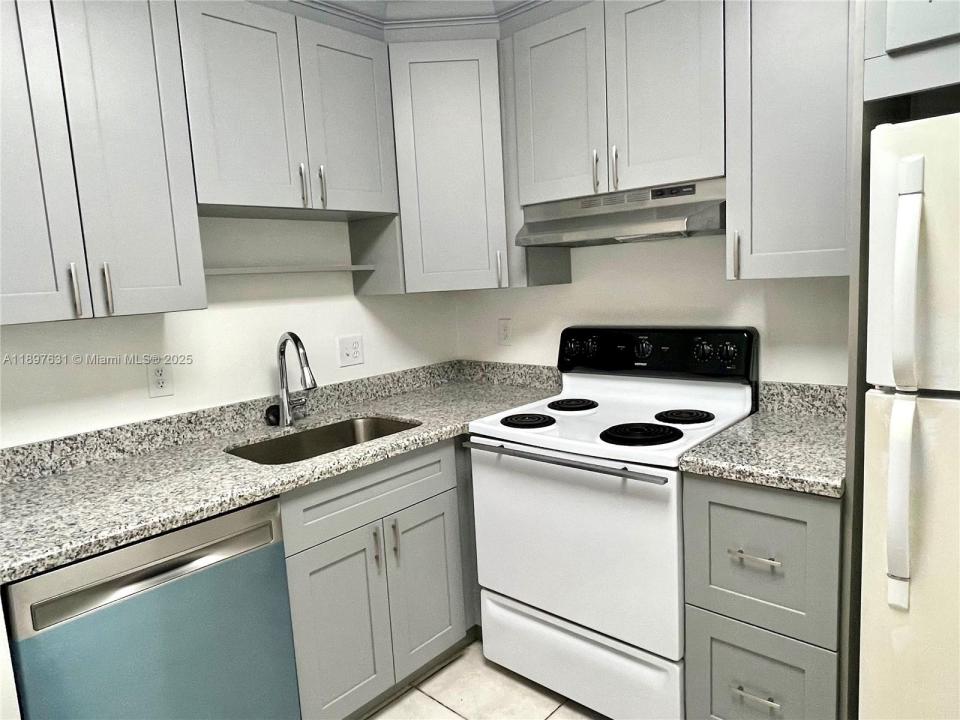 10992 Royal Palm Blvd Bldg 2 6, Coral Springs, 佛罗里达州 33065, 美国