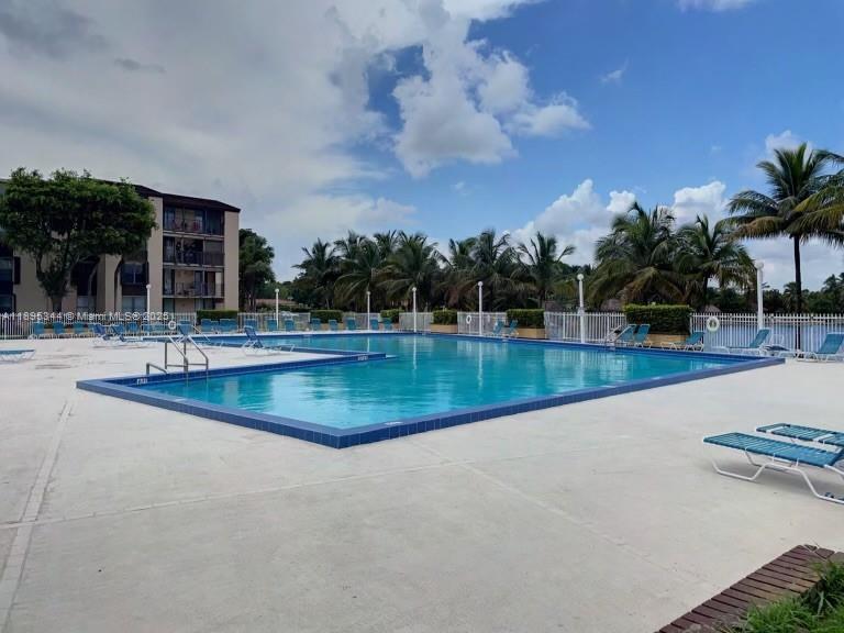 14501 N Kendall Dr 408H, Miami, Florida 33186, USA