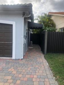 Miami, Florida 33185, USA