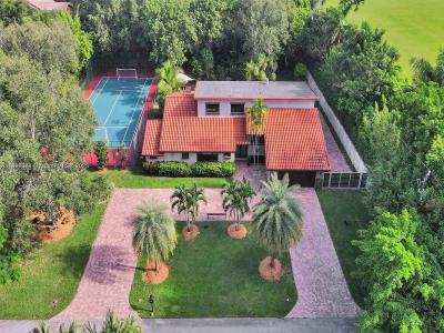 8111 SW 183rd St, Palmetto Bay, Florida 33157, USA