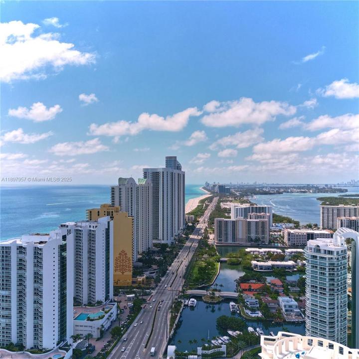 150 Sunny Isles Blvd 1-UPH1, Sunny Isles Beach, Florida 33160, Amerika Birleşik Devletleri