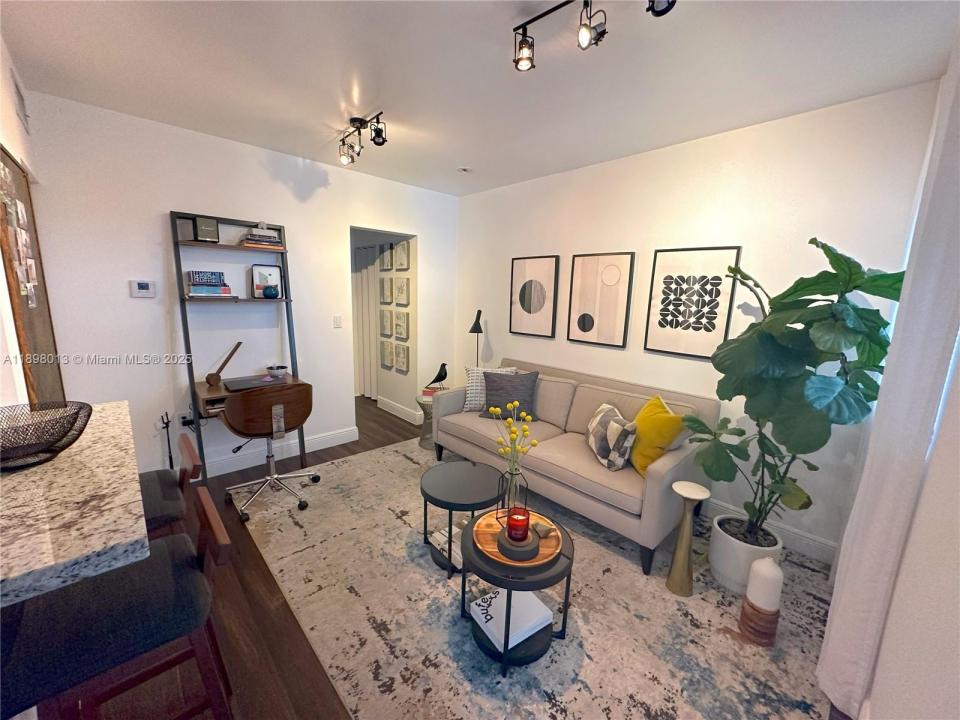 540 NW 7th St 26, Miami, 佛罗里达州 33136, 美国