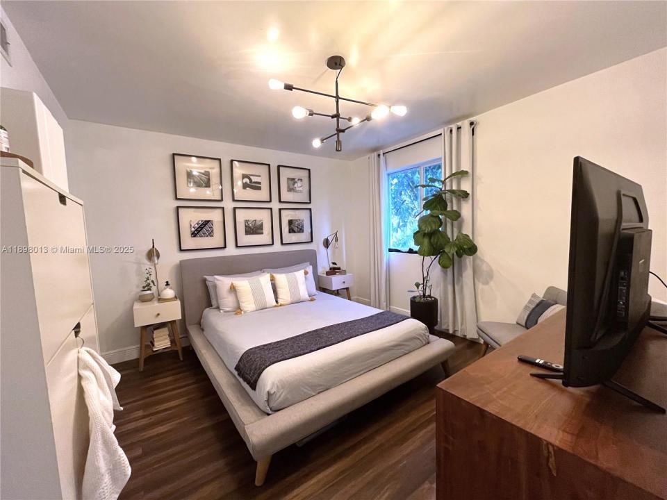 540 NW 7th St 26, Miami, 佛罗里达州 33136, 美国