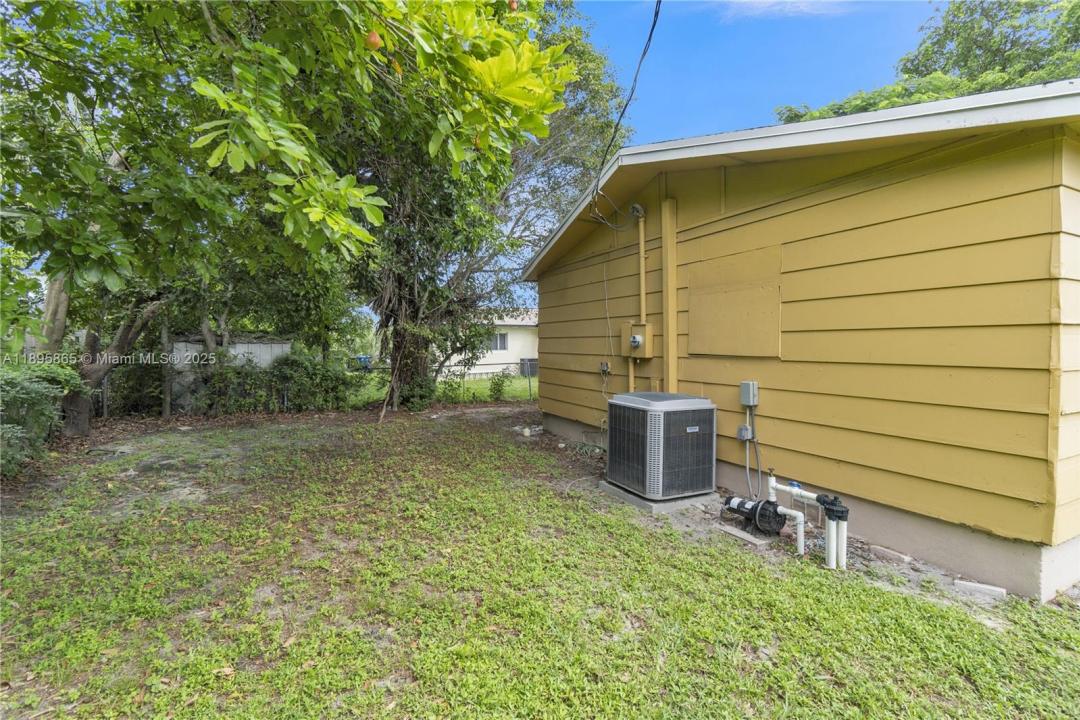 2005 NW 11th Ave, Fort Lauderdale, Floryda 33311, USA