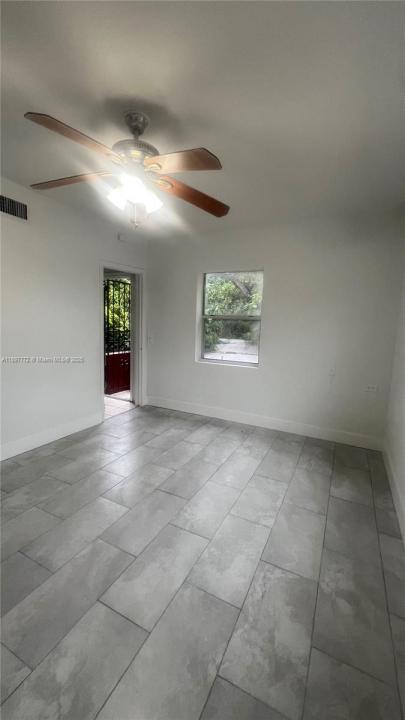 413 NW 33rd St B, Miami, Florida 33127, Stati Uniti