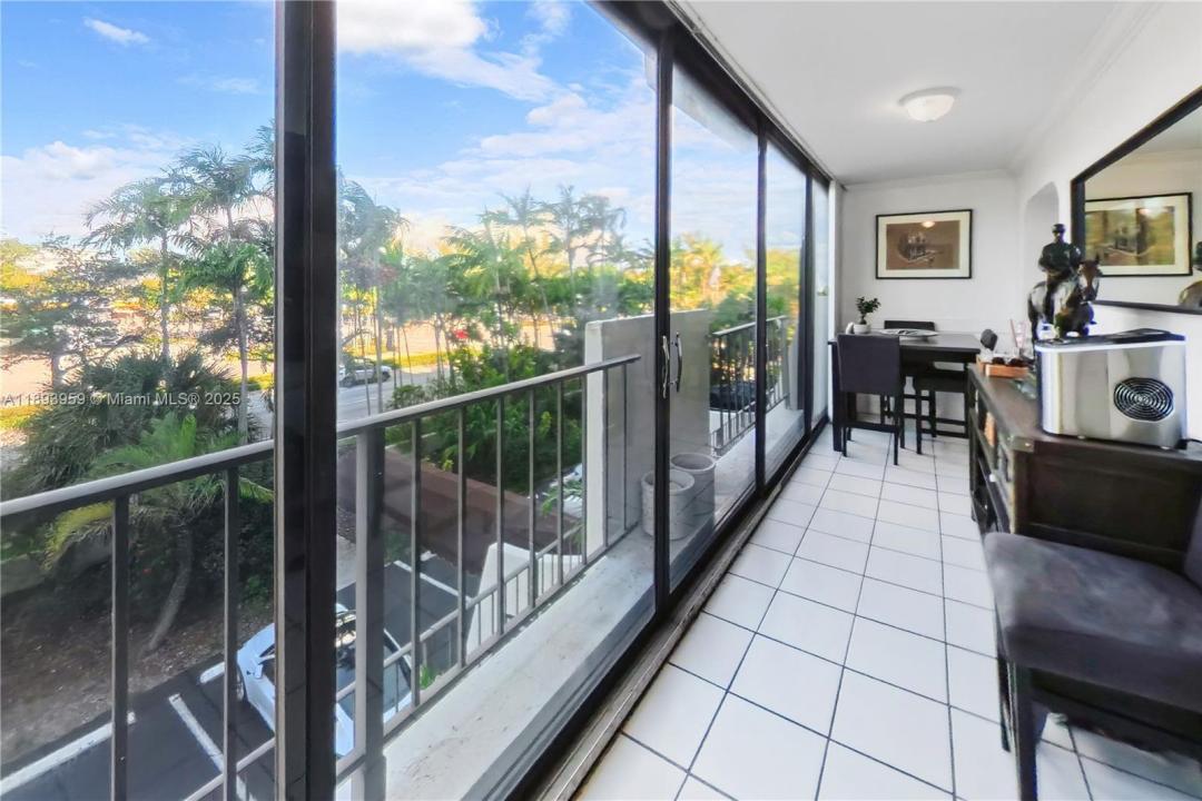 77 Crandon Blvd 3C, Key Biscayne, Florida 33149, Stati Uniti