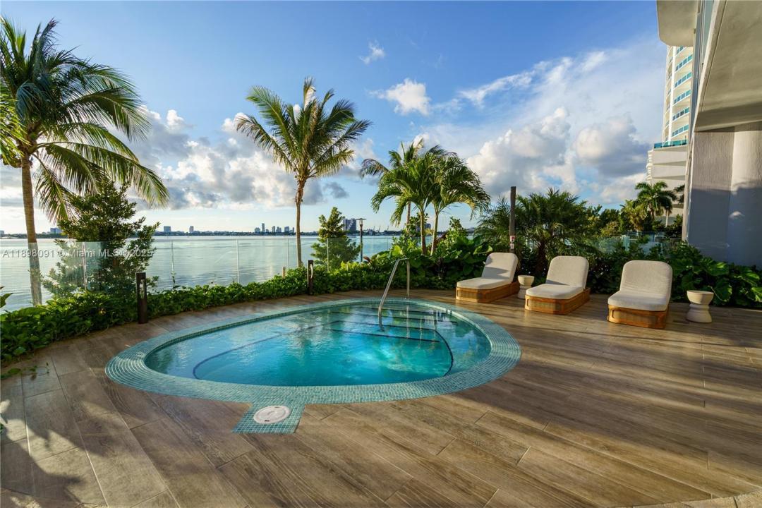 700 NE 24th St 4002, Miami, Florida 33137, Amerika Birleşik Devletleri