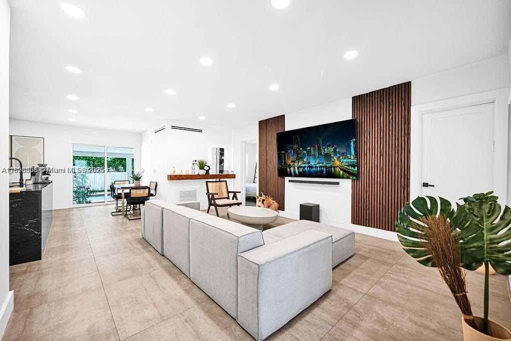 85 NW 47th St, Miami, فلوريدا 33127, الولايات المتحدة