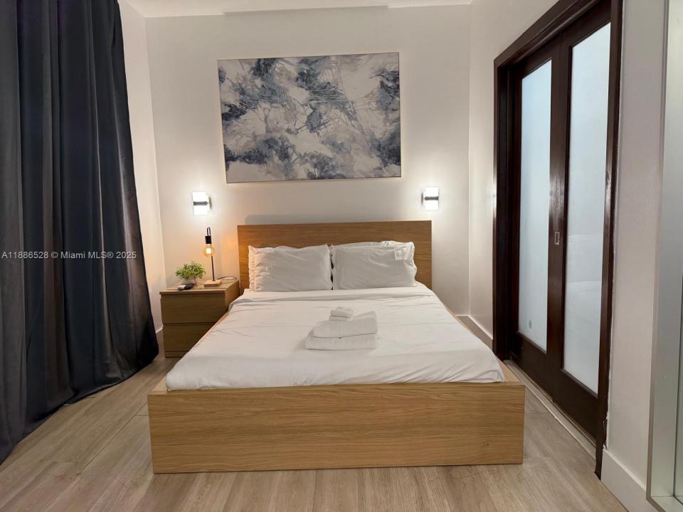 1036 Ocean Dr B303, Miami Beach, Florida 33139, Stati Uniti